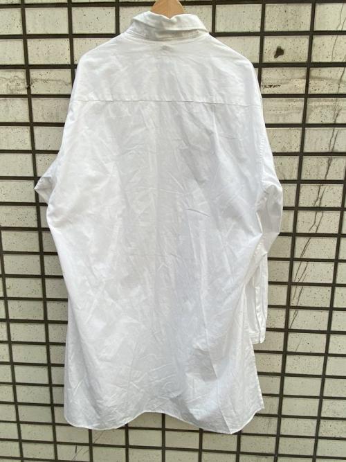 ヨウジヤマモトプールオムのWE NEEDED左胸あきプリントシャツ