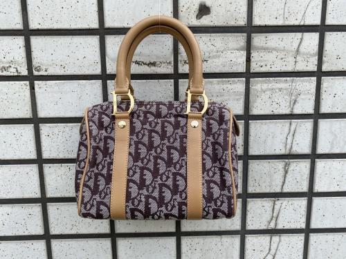 Christian Diorのクリスチャン ディオール