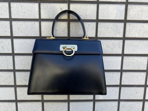 Salvatore Ferragamoのサルヴァトーレ フェラガモ