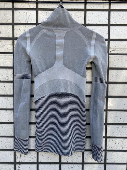 オム プリッセ イッセイ ミヤケの高円寺