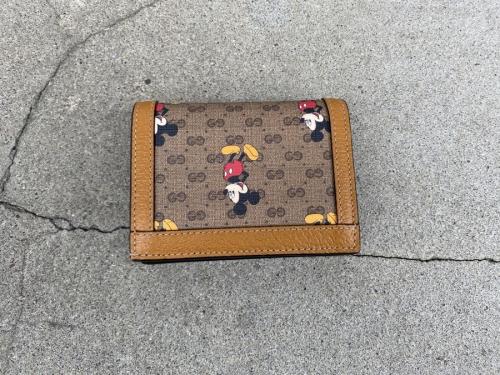 グッチ　ディズニーの高円寺