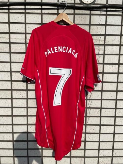 バレンシアガの高円寺