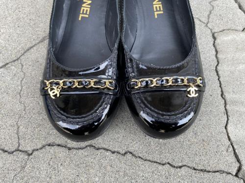 チェーンココマークエナメルパンプスの古着買取