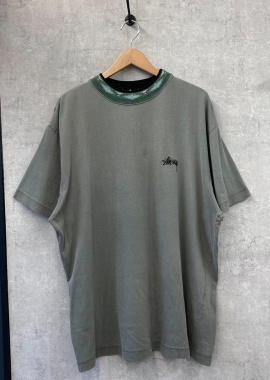 「ストリートブランドのstussy 」