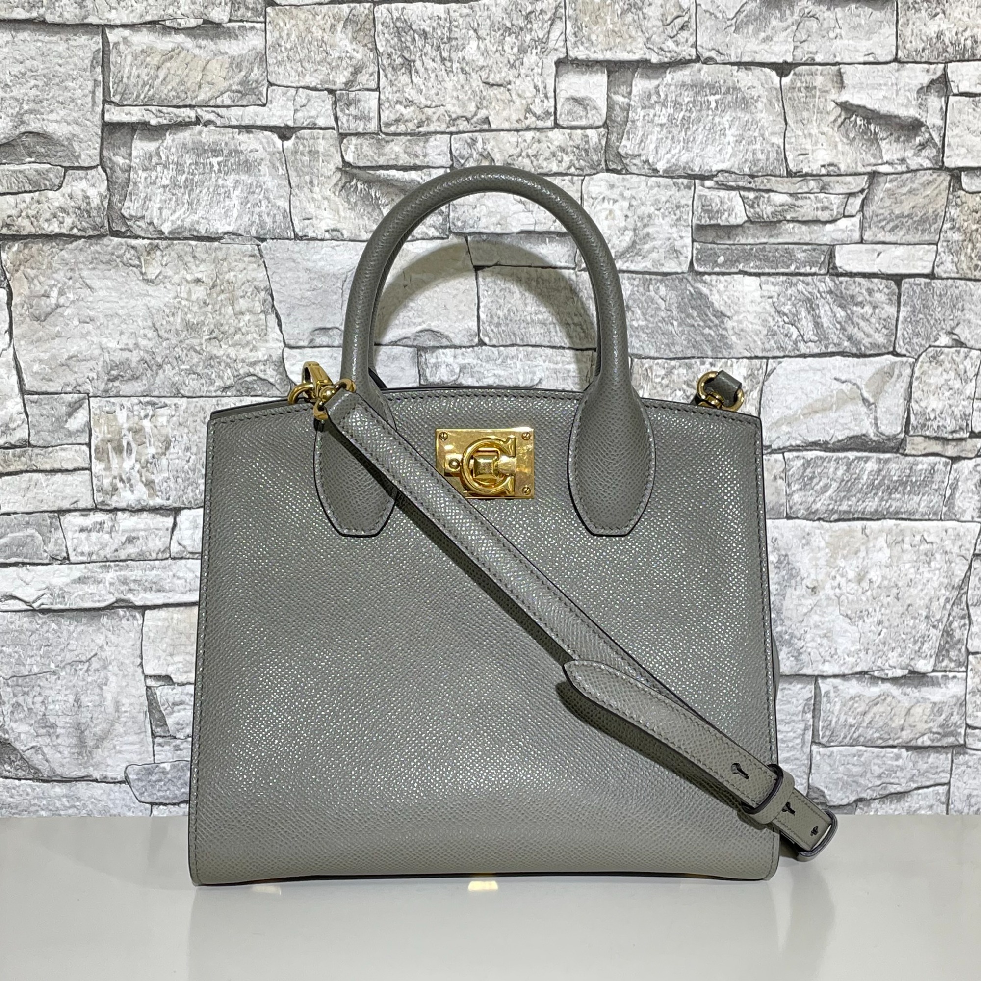 サルヴァトーレフェラガモ　38 155/70A 中古・古着通販】Salvatore Ferragamo (サルヴァトーレ