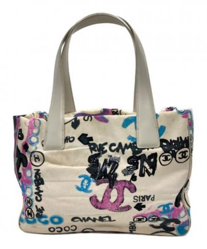 「ラグジュアリーブランドのCHANEL 」