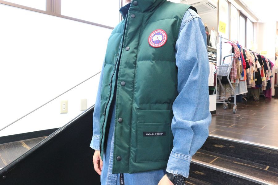 CANADA GOOSE/カナダグース】未使用品のダウンベストが入荷しました