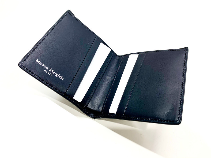 衝撃入荷】『Maison Margiela/メゾンマルジェラ』19AWの2つ折り財布が2