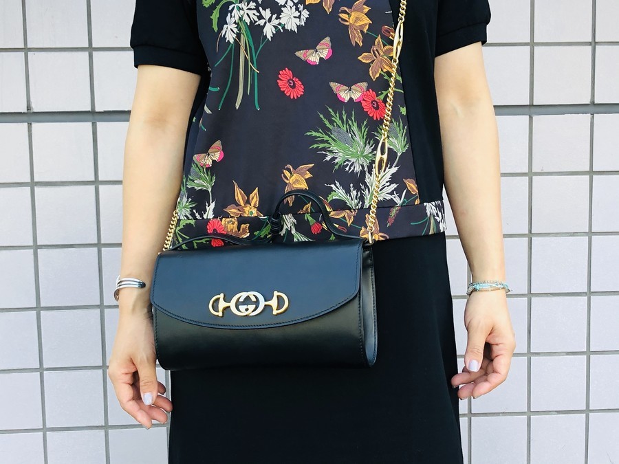 GUCCI グッチショルダーバッグ GUCCI 【並行輸入品】 グッチ ショルダーバッグ クロスボディ
