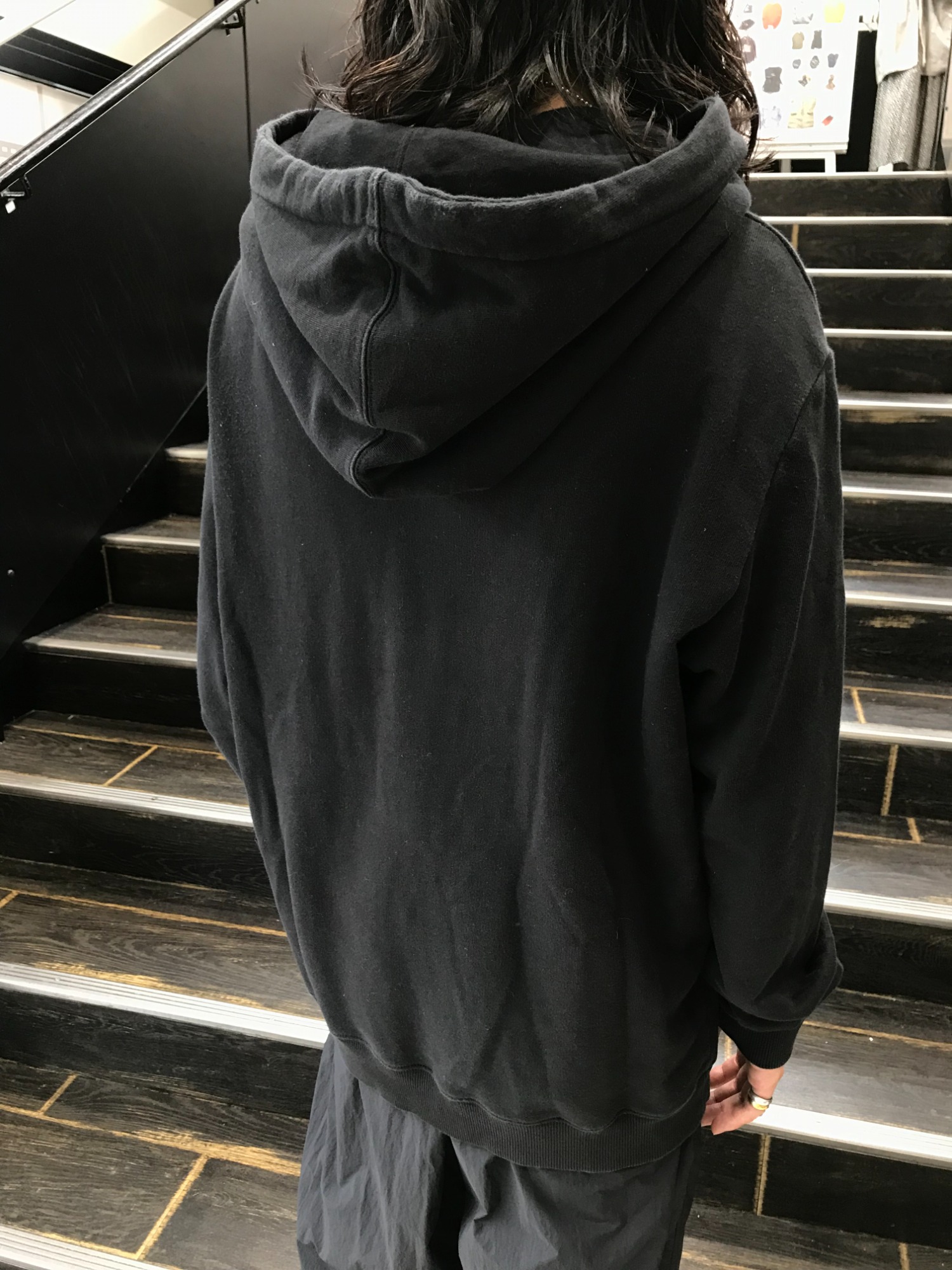 シックで上品な【Saint Laurent Paris /サンローランパリ】のロゴ