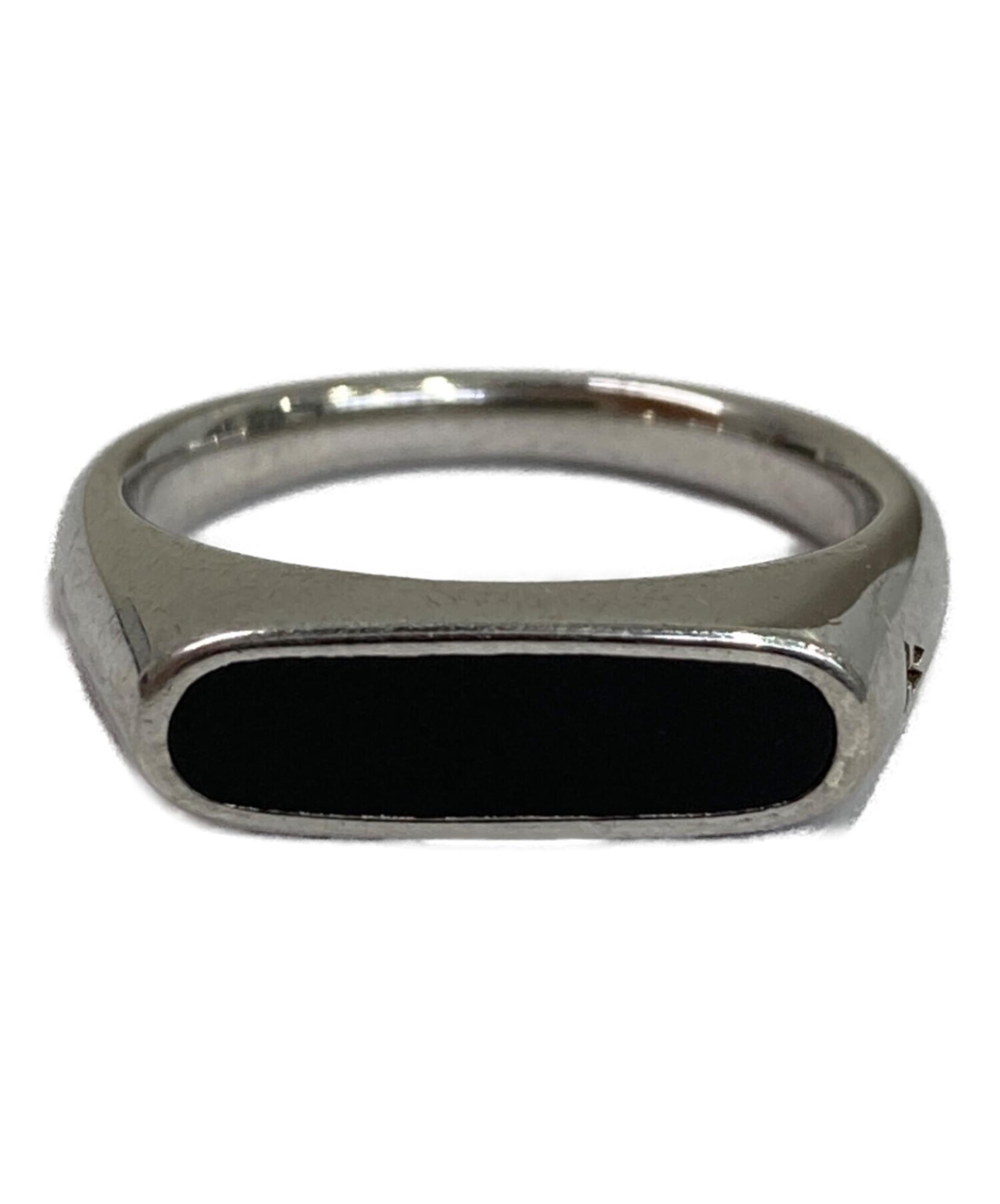 TOM WOOD / トムウッド】 Mario Ring Onyx|手元に静かな存在感を添える
