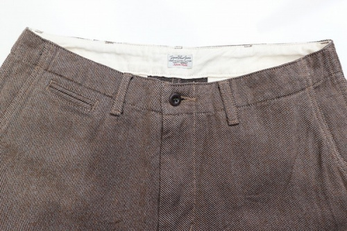 トラウザーの秋冬物