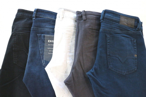 ディーゼルのパンツ