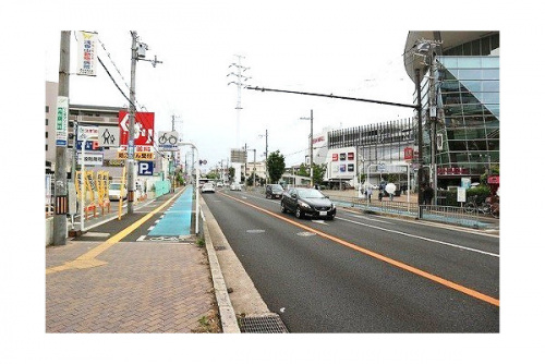 駐車場の北花田