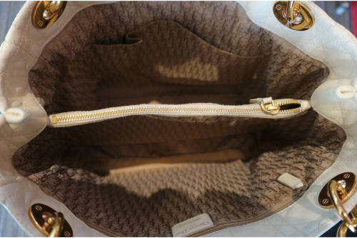 バッグのレディース