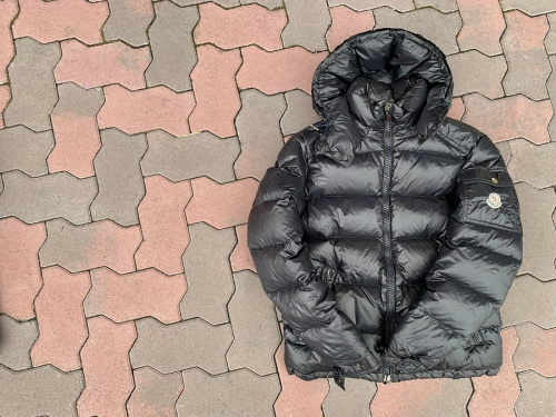 MONCLERのモンクレール