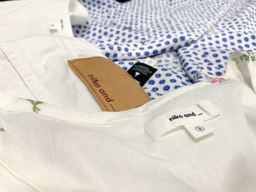 ナチュラルブランドのniko and