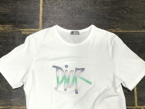 ラグジュアリーブランドのdior