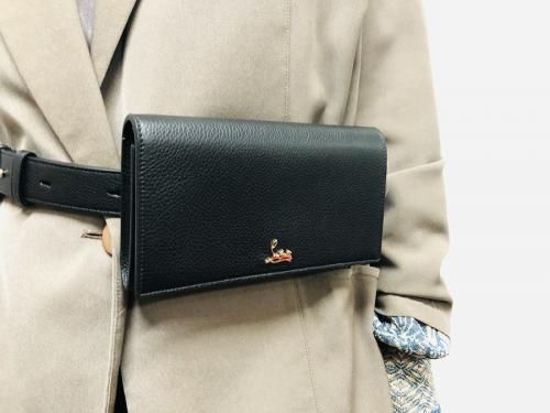 クリスチャンルブタンの関西