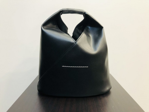 インポートブランドのMM6 Maison Margiela