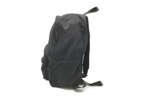 ナイロンデイパックのメンズ