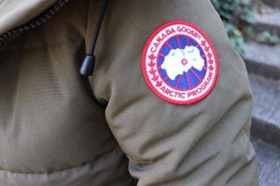 「メンズのCANADA　GOOSE 」