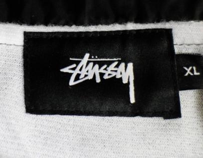 「stussyのステューシー 」