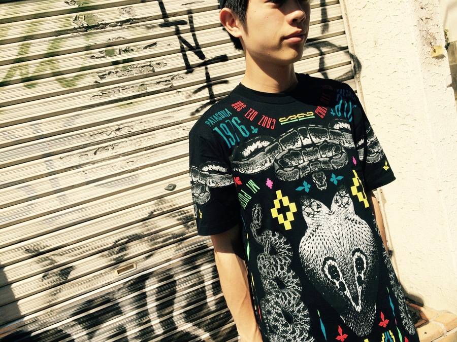 マルセロバーロン Tシャツ クルーネックTシャツ CMAA018F21JER002 メンズ AA018F21 JER002 ブラック MARCELO BURLON