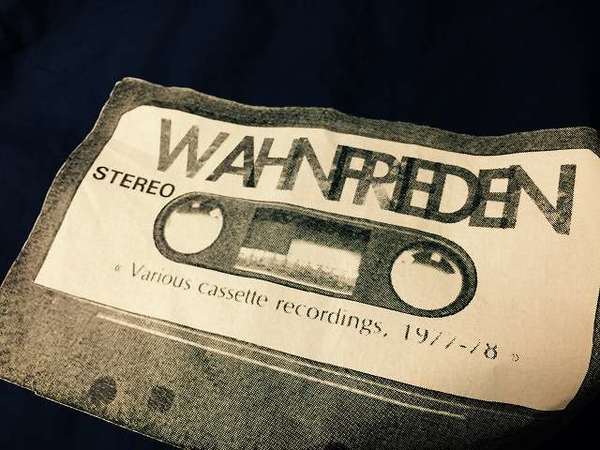 UNDERCOVER/アンダーカバー】「WAHNFRIEDEN」が目立つコーチ