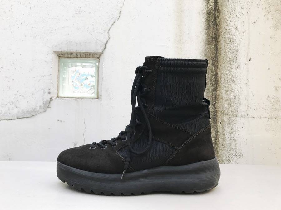 このYEEZY/イージーはなんだ?[2017.09.03発行]