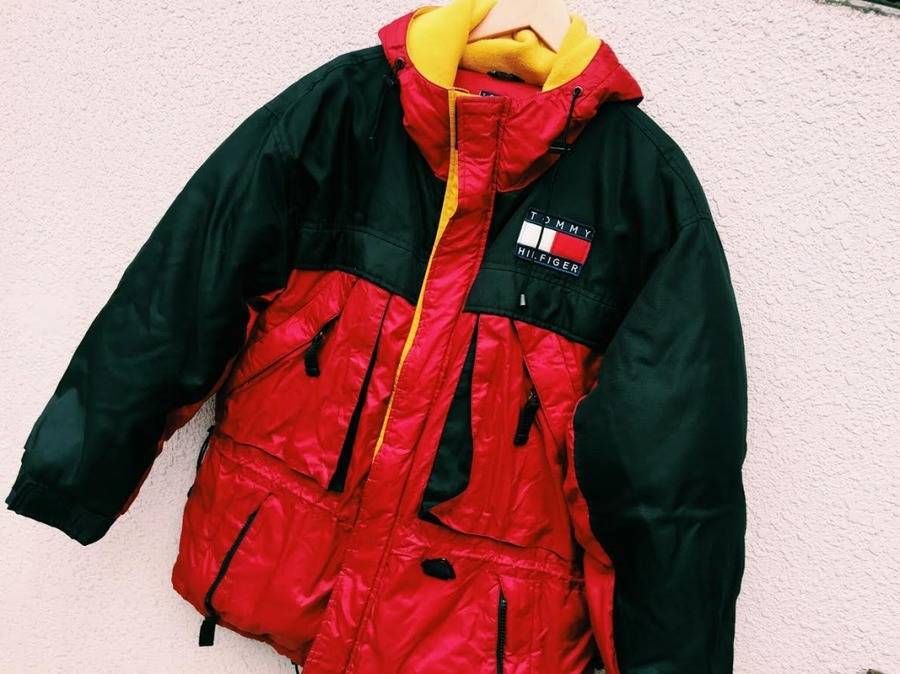 てなグッズや トミーヒルフィガー TOMMY ダウンジャケット 90s