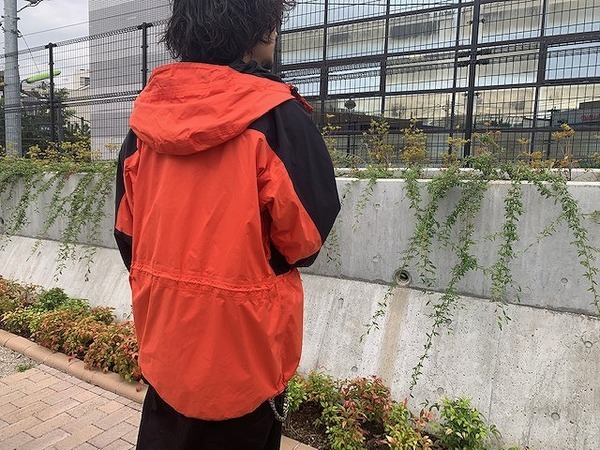 THE NORTH FACE/ザノースフェイス】90ｓマウンテンジャケットを入荷