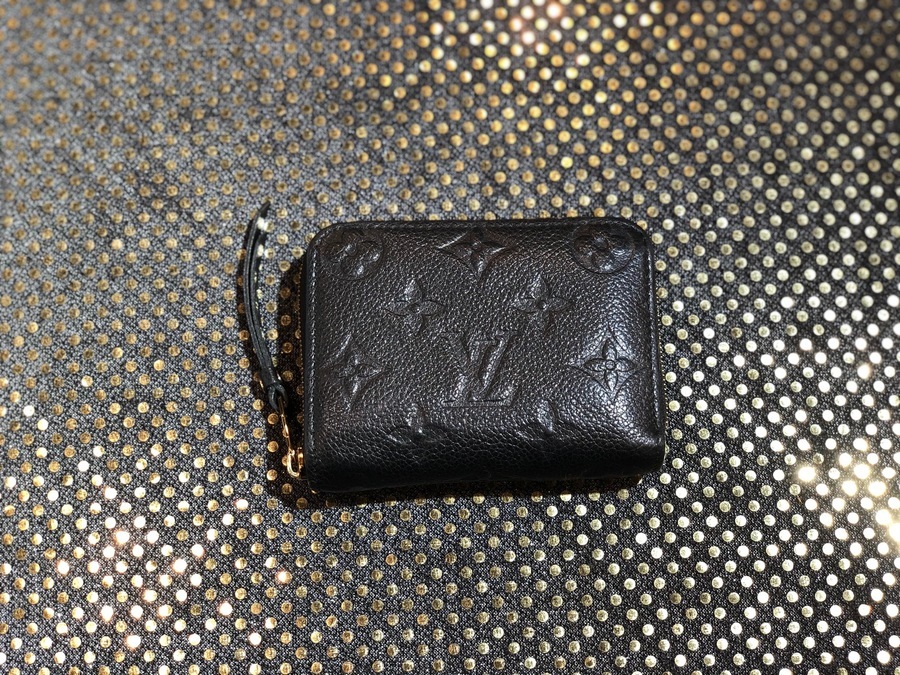 LOUIS VUITTON / ルイ ヴィトン よりモノグラムのコインケースのご紹介 