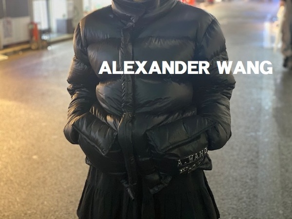 ALEXANDER WANG/アレキサンダーワン】よりデザインダウンジャケットが