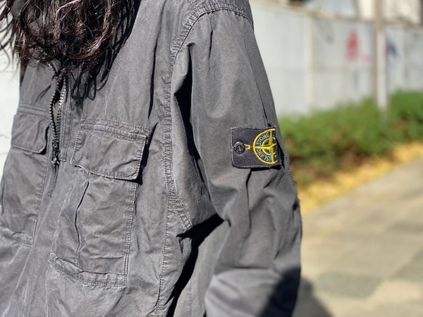 STONE ISLAND ストーンアイランド プルオーバー