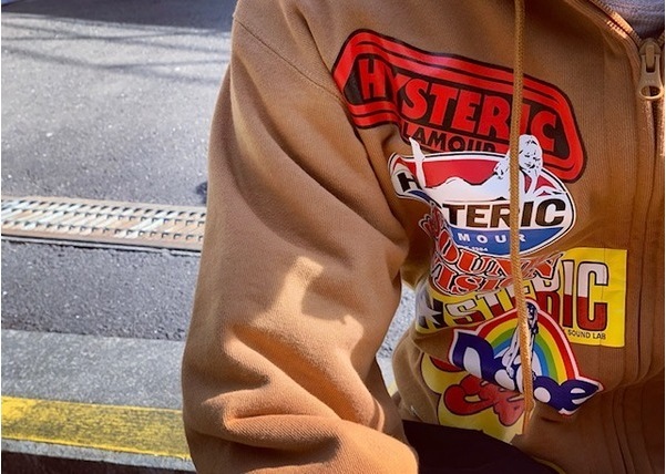 本日の買取紹介【HYSTERIC GLAMOUR/STICKERオーバーサイズパーカー