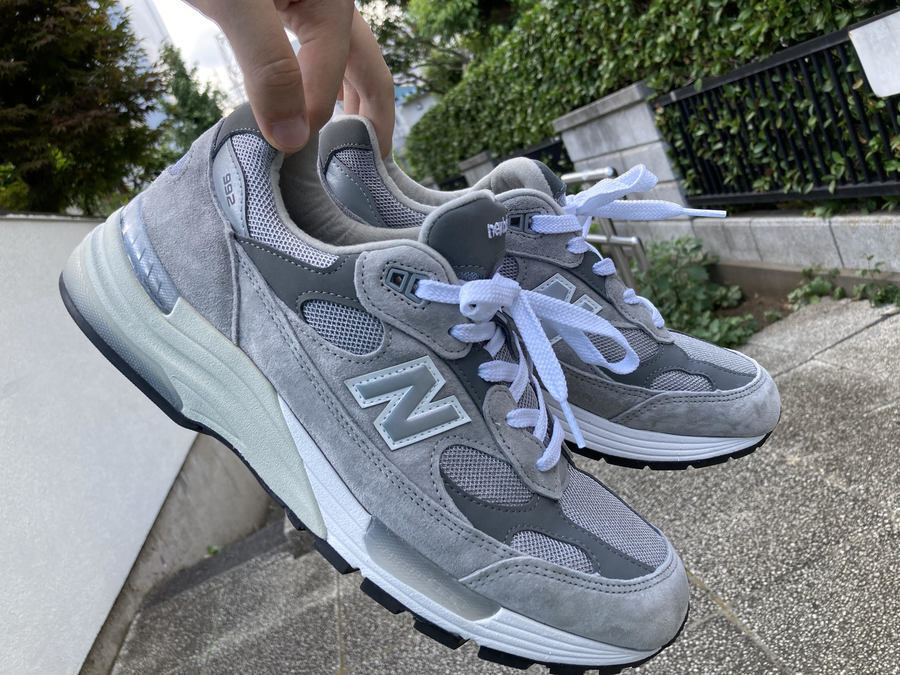 new balance​/ニューバランス】より人気復刻モデルの「M992GR」を買取