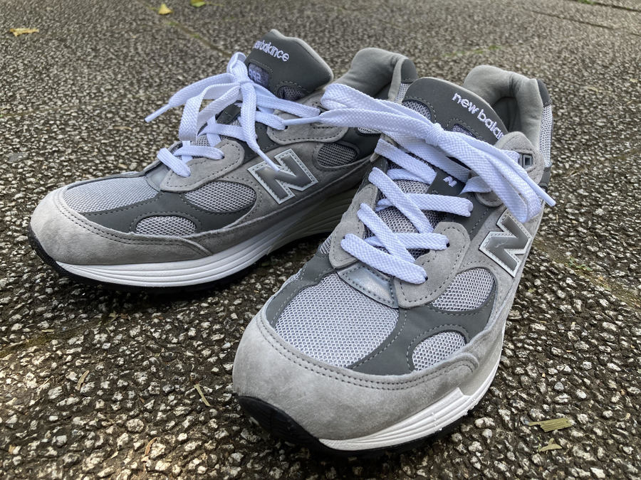 new balance​/ニューバランス】より人気復刻モデルの「M992GR」を買取