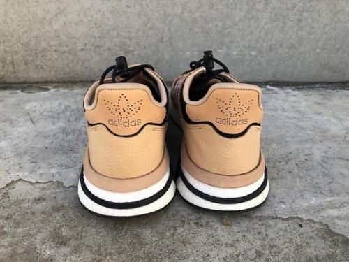 Hender Schemeドレススニーカー adidas × HenderScheme / アディダス × エンダースキーマ より