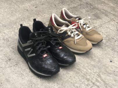 「スニーカーのNEW BALANCE 」