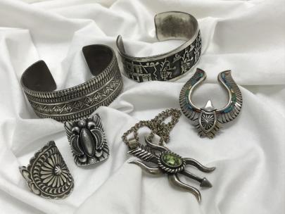 「ヴィンテージアイテムのIndian jewelry 」