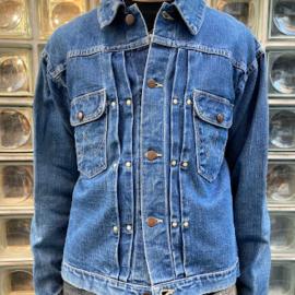 「ヴィンテージアイテムのWrangler 」