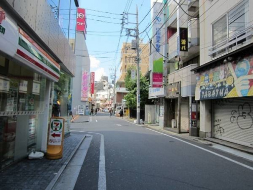 小田急線の下北沢