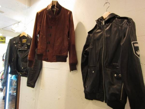 レザーのアディダス