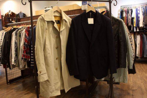 下北沢のステンカラーコート