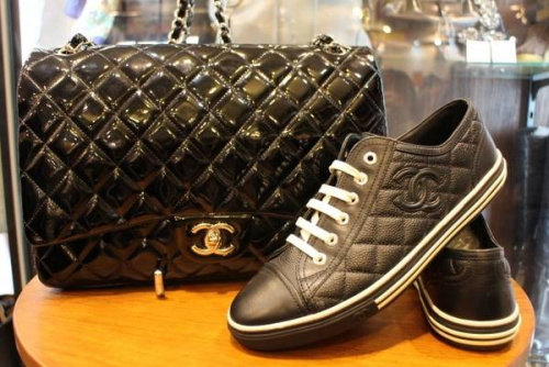 レディースのシューズ・バッグ