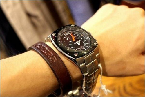 アクセサリー・小物の腕時計