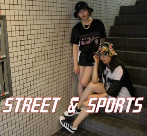 レディースのトップス