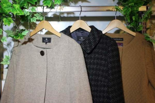 ニットのコート