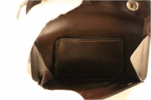 ワイルドスワンズの財布